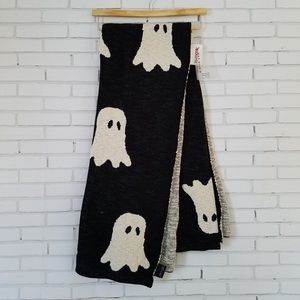 ISO Max Studio Ghost Blanket